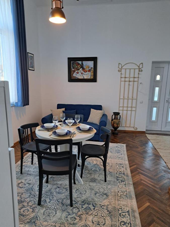 Weisz Apartment-City Center-Free Private Parking,Wifi,Ac Carei Εξωτερικό φωτογραφία